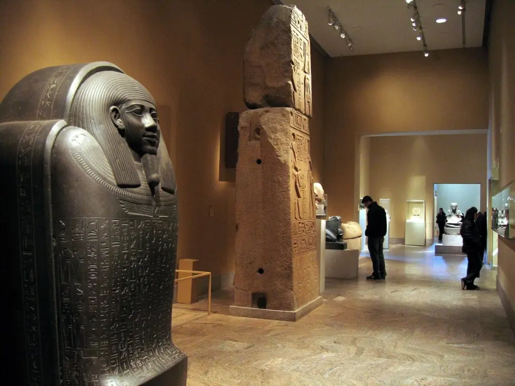 New_York_Metropolitan_Museum_of_Art-scaled.webp